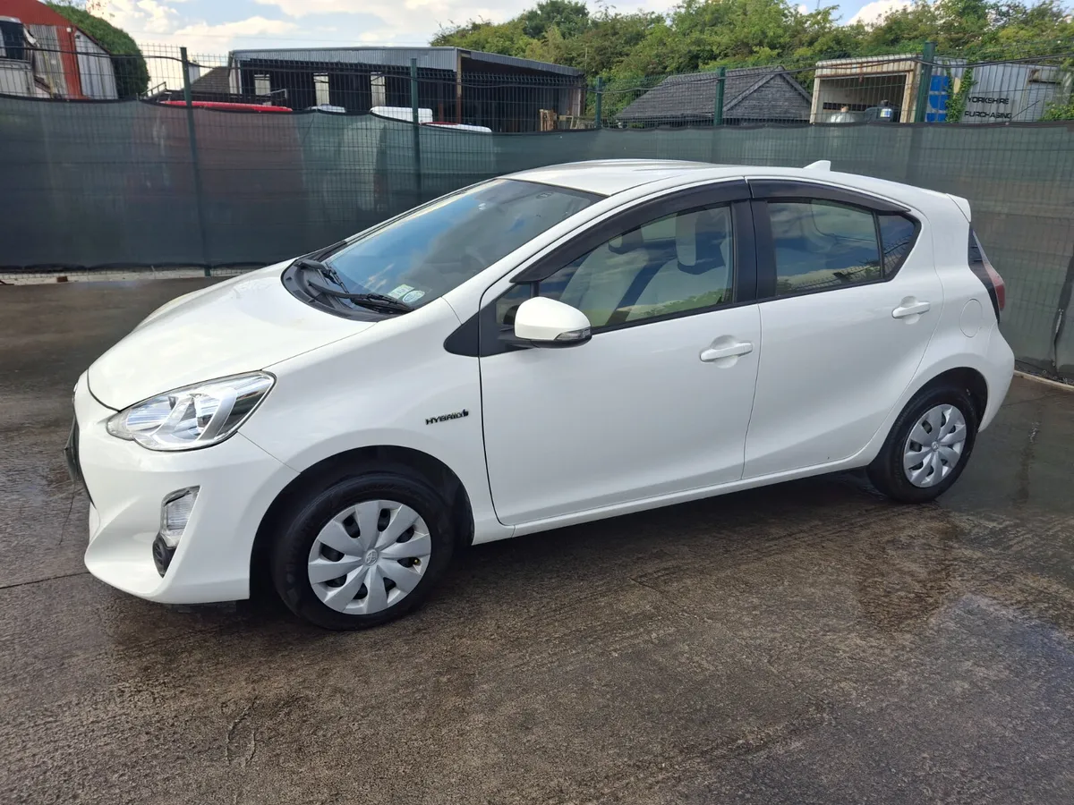 162 Toyota Aqua 1.5 Petrol  Hybrid  Automatic - Image 1