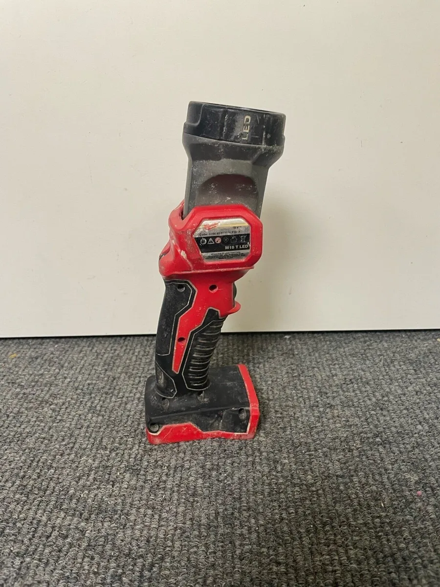 Milwaukee Work Light M18 Tled-0 Bare unit - Image 4