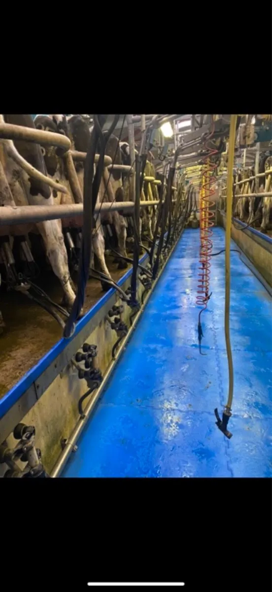 Relief milker