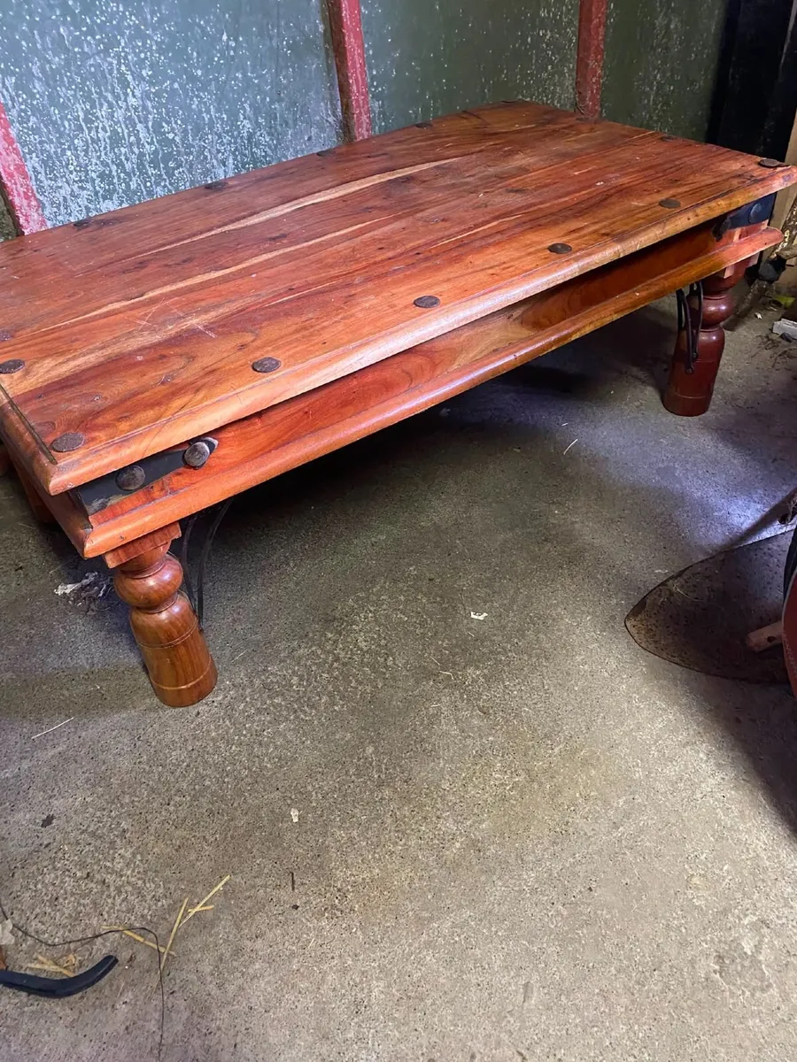 Coffee table - Image 1
