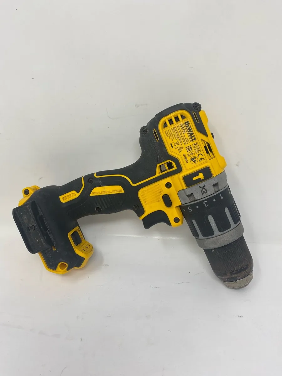 DEWALT DCD796 18V XR Brushless Combi Hammer Drill - Image 1