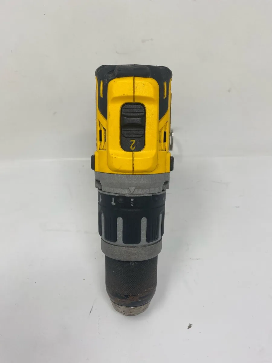 DEWALT DCD796 18V XR Brushless Combi Hammer Drill - Image 3