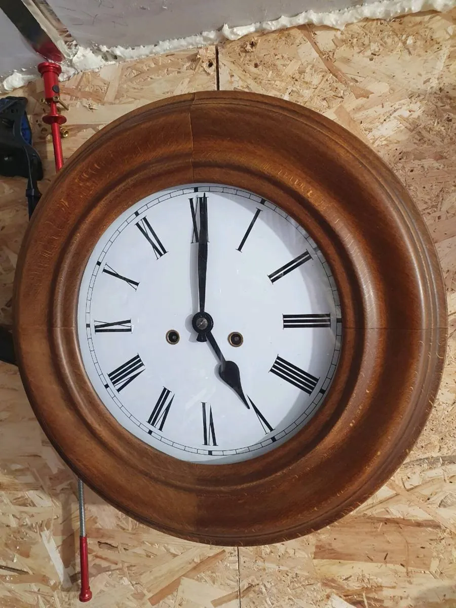 Vintage circular European wooden clock - Image 1