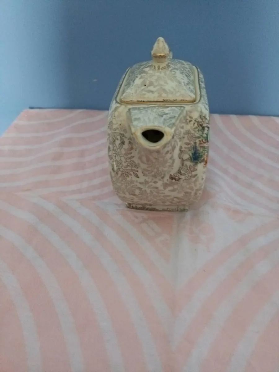 Empire Classic  Crinoline Lady Teapot 1930's - Image 3