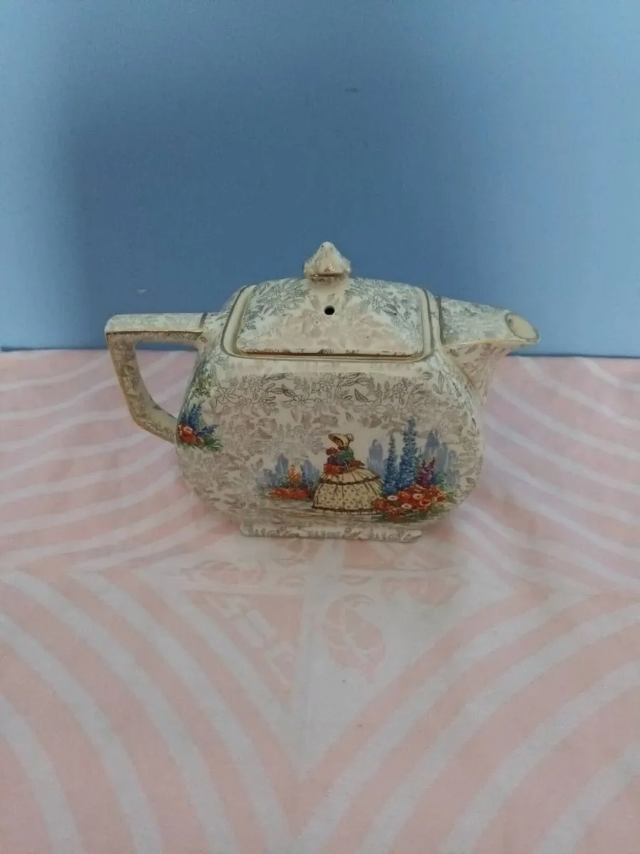 Empire Classic  Crinoline Lady Teapot 1930's - Image 4