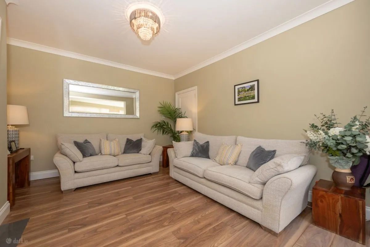 Caseys sofas - Image 1