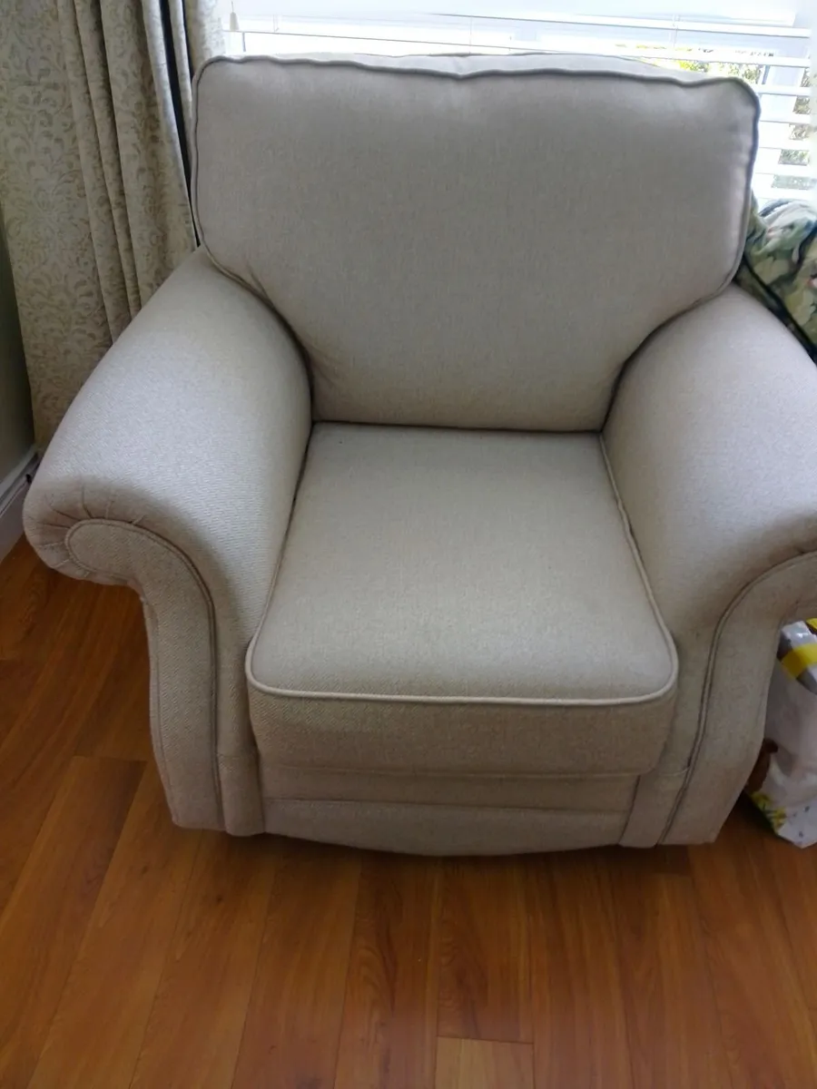 3 piece suite of furniture - Image 3