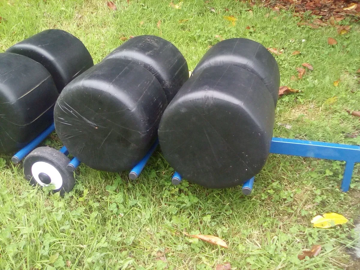 Toys - Image 2