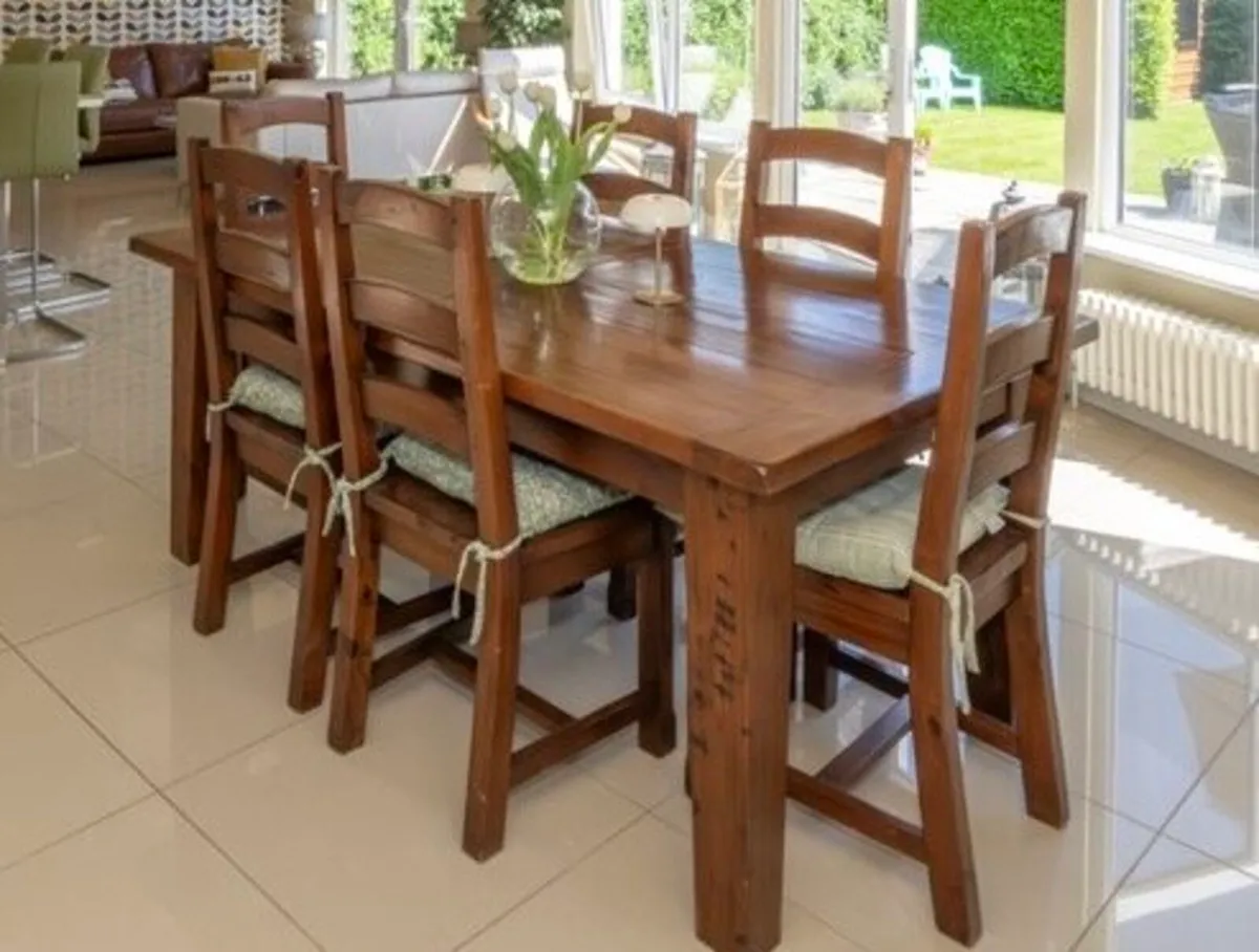 Extending dinning table and chairs - Image 2