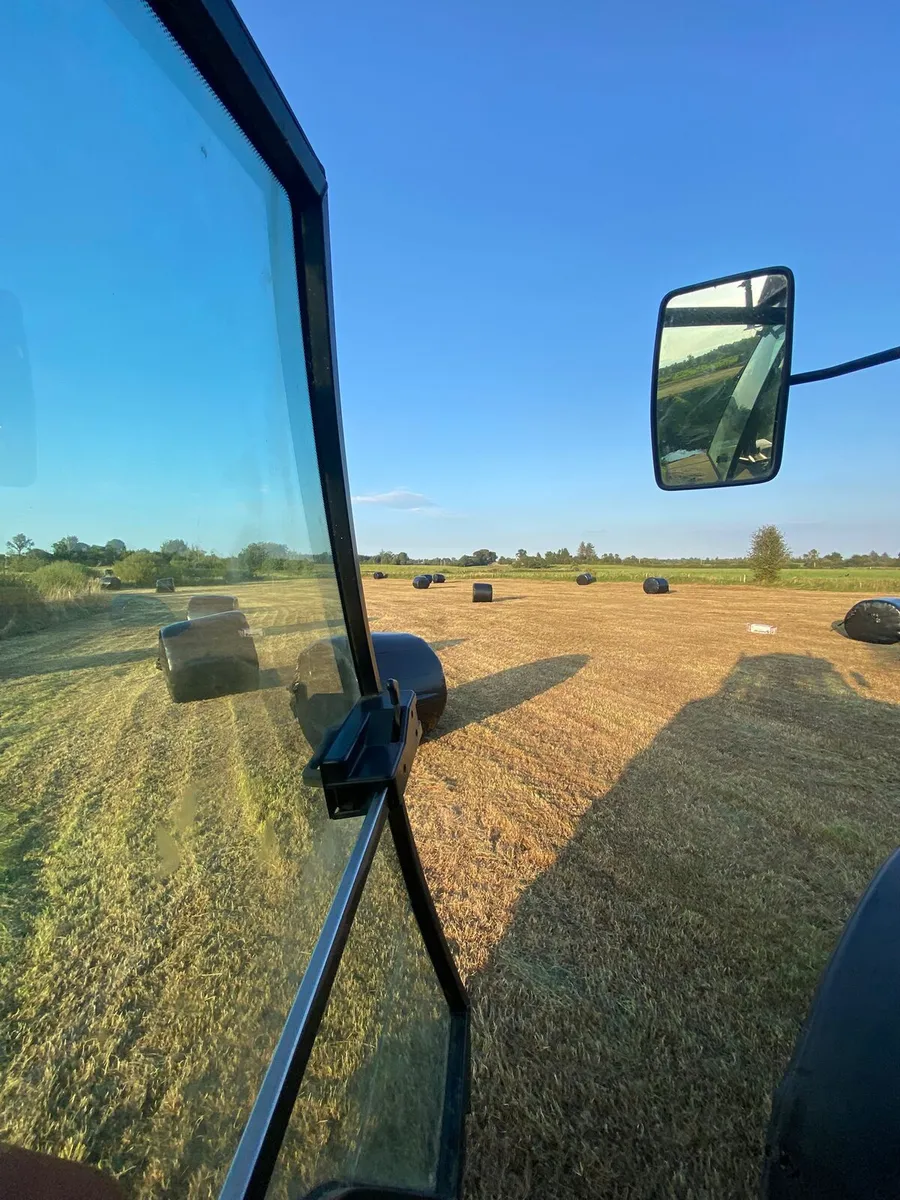 Round bales - Image 2