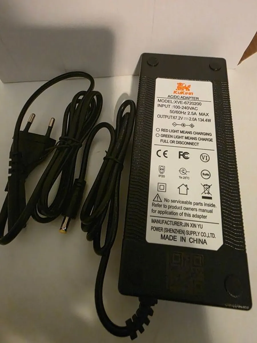 Kukirin G4, the original battery charger . - Image 1