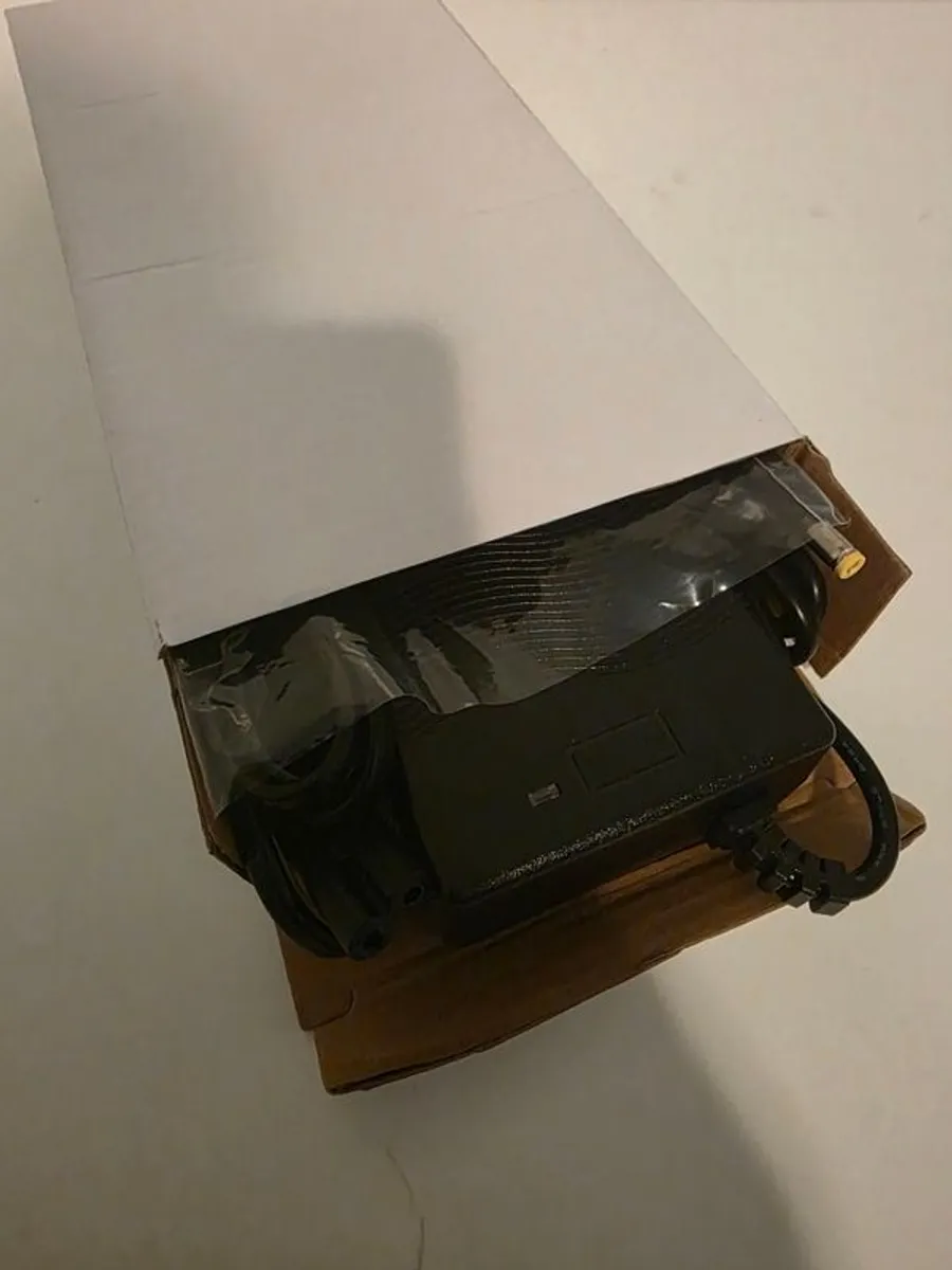 Kukirin G4, the original battery charger . - Image 2