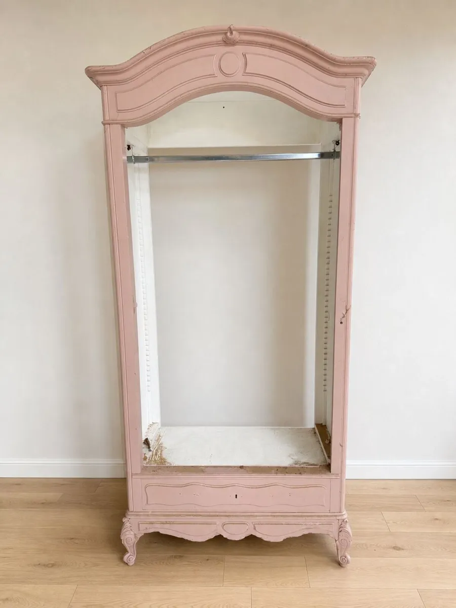 Pink French-Style Wardrobe