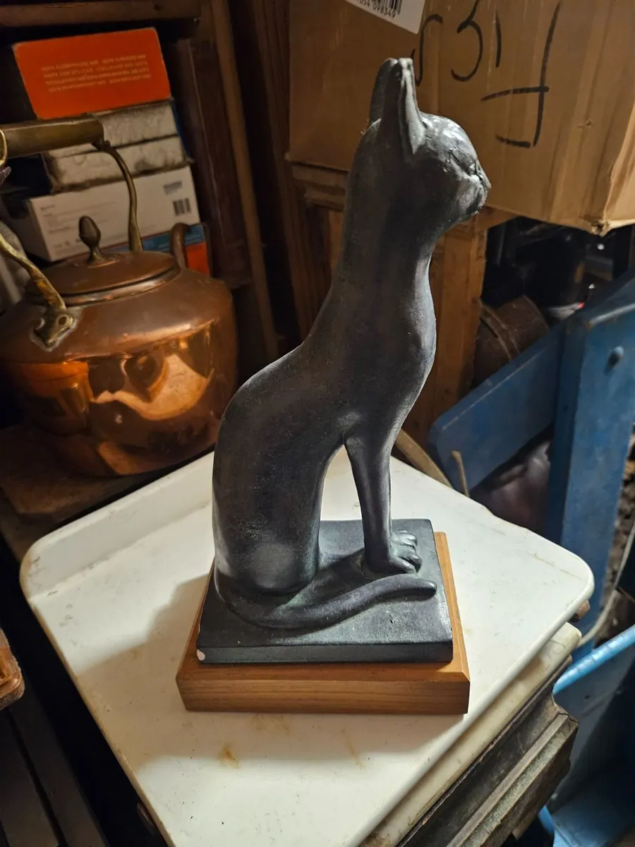 Vintage Austin Productions Cat - Image 2