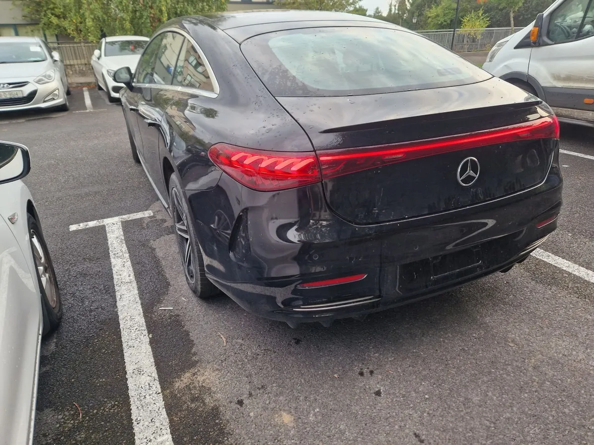 MERCEDES EQS AMG FULLY LOADED - Image 3