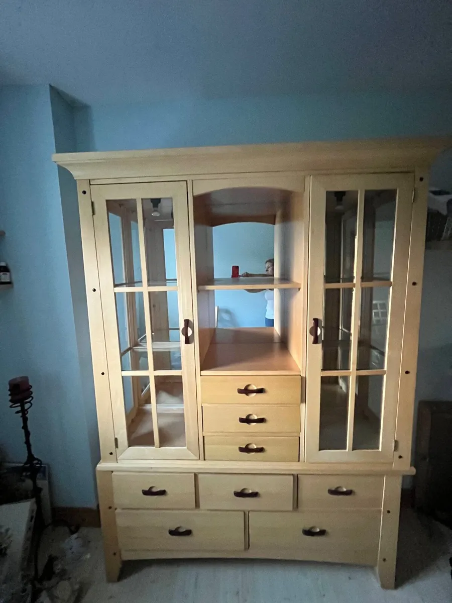 Dining Room Table & Matching Dresser - Image 3