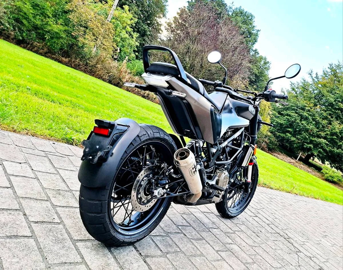 Husqvarna Svartpilen 401 - Image 4