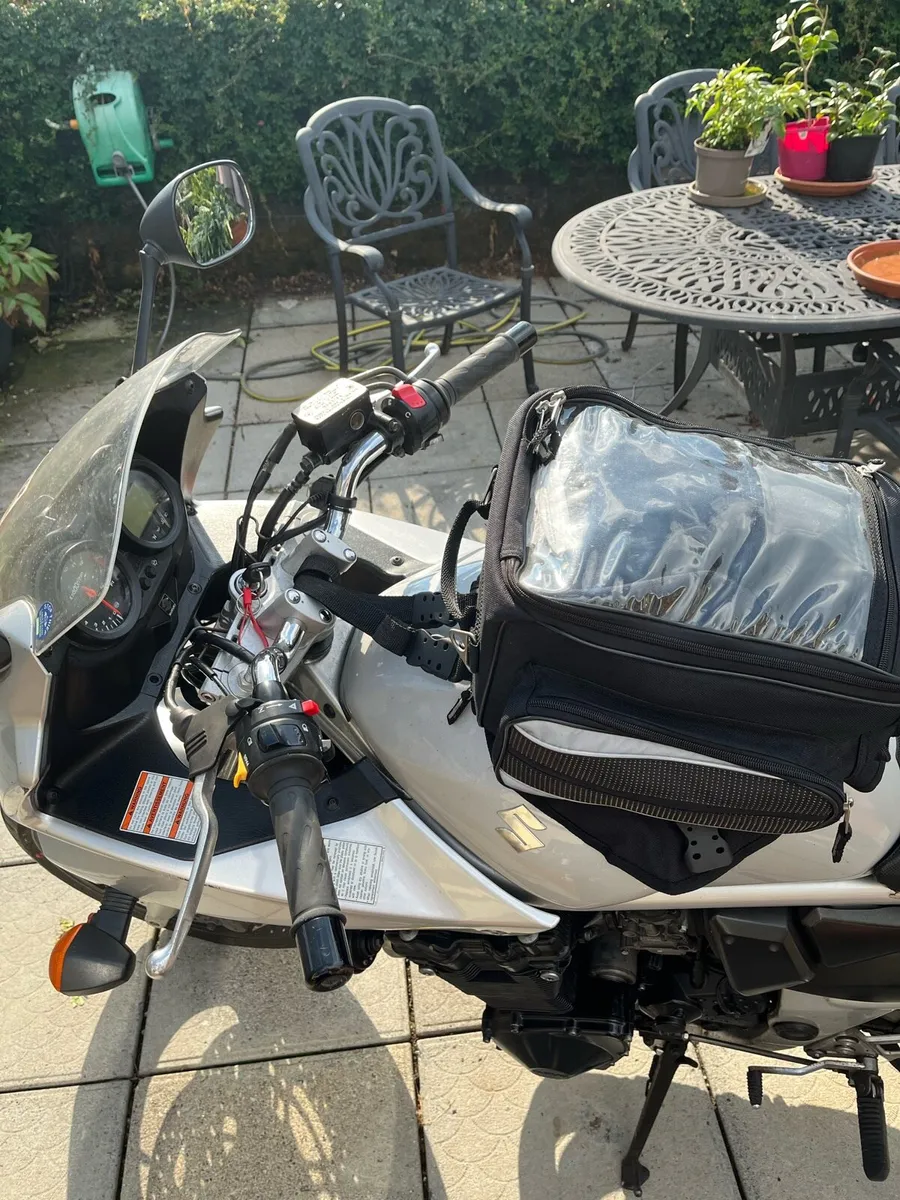 Suzuki motorcycle - Image 3