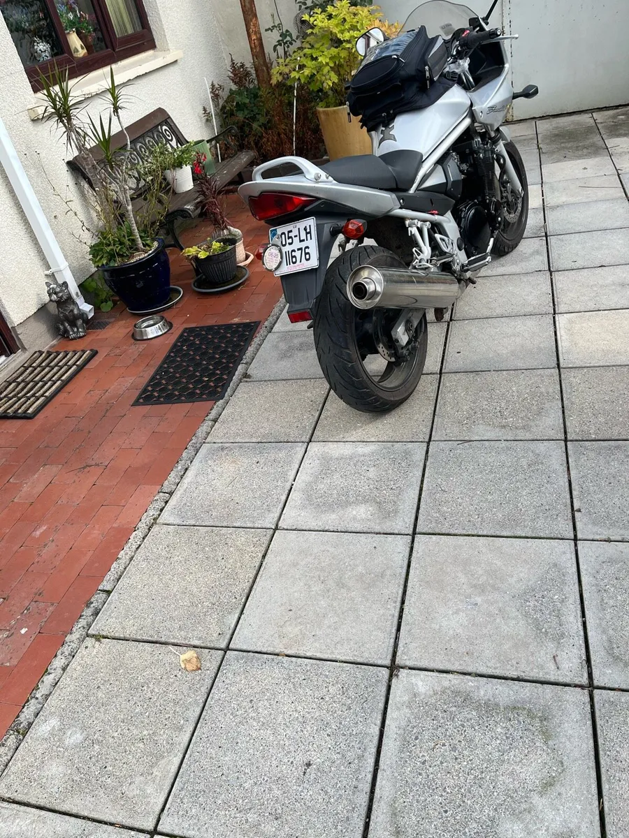 Suzuki motorcycle - Image 4