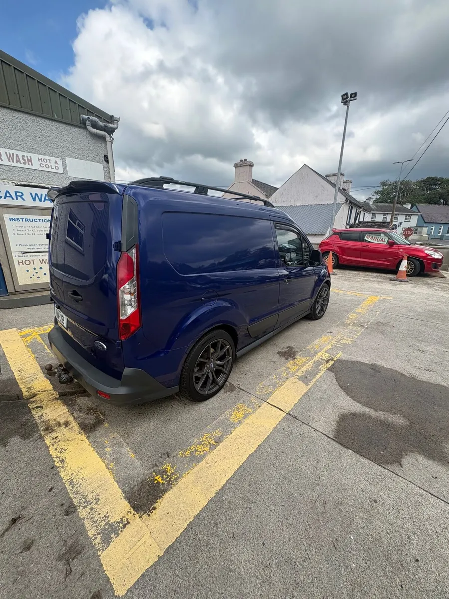 Ford Transit Connect 2017 - Image 4