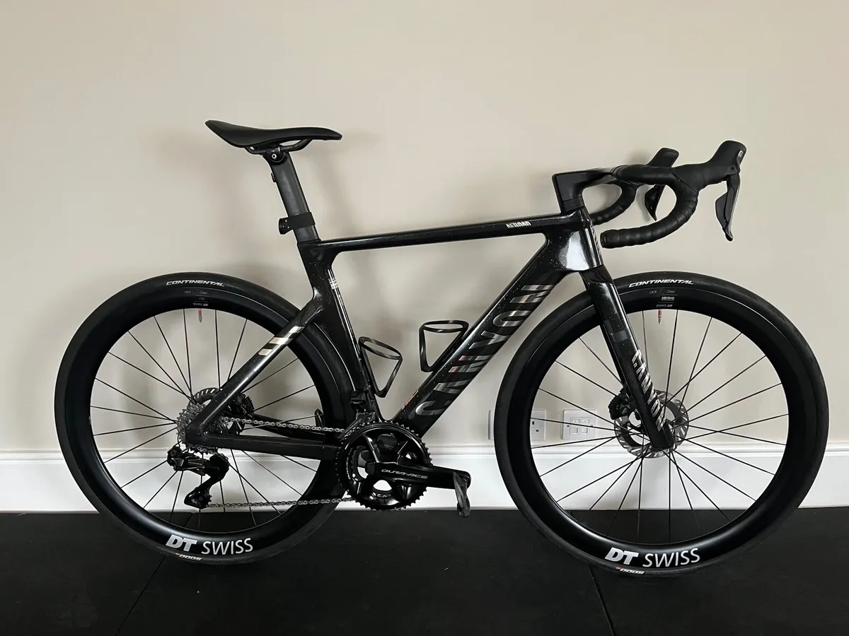 2025 Canyon Aeroad CFR Dura Ace Di2 road bike - Image 1