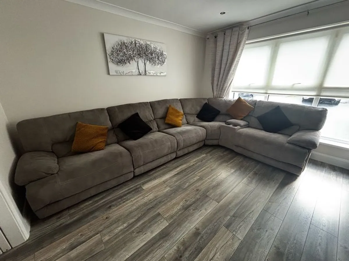 Large corner sofa - Image 3