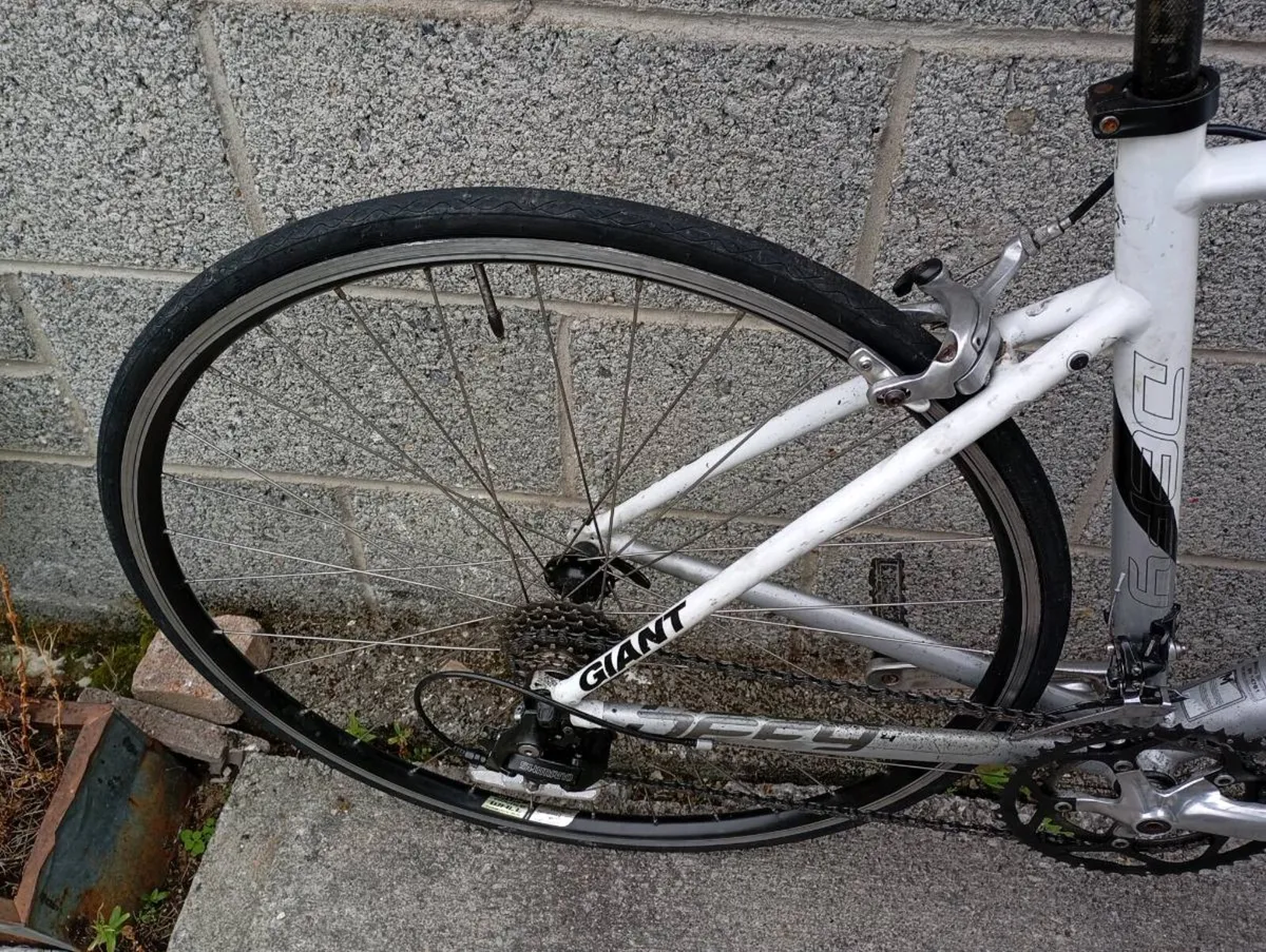 Giant defy 4 - Image 4