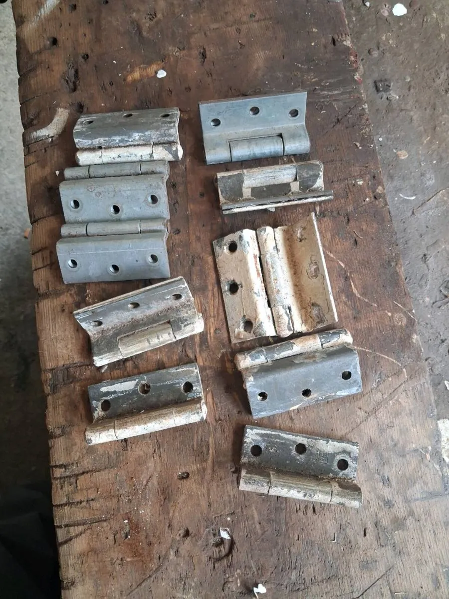 10. Used storm proof window hinges - Image 1