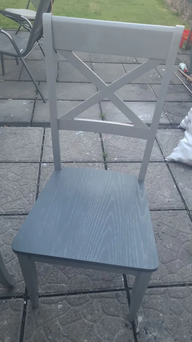 Kitchen table - Image 3
