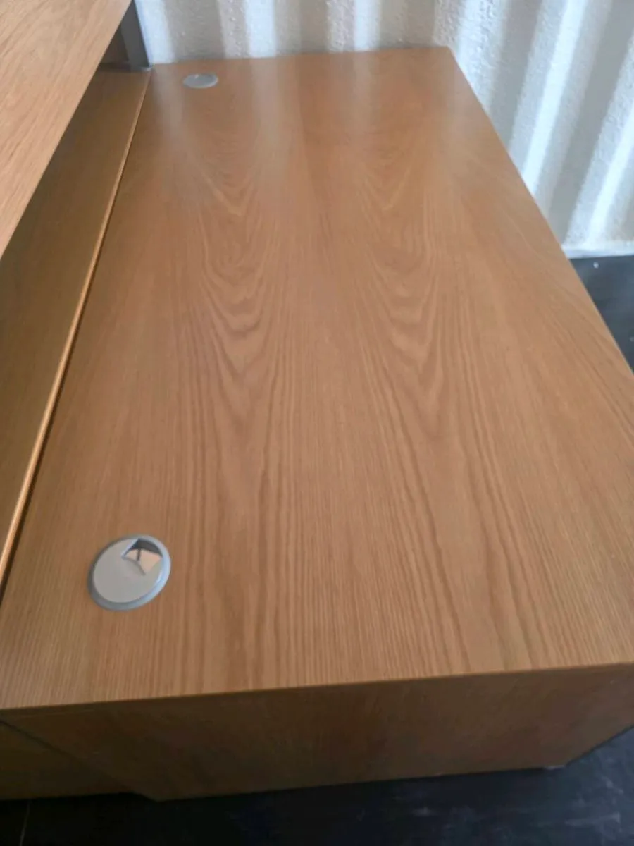 Office Desks - Image 2