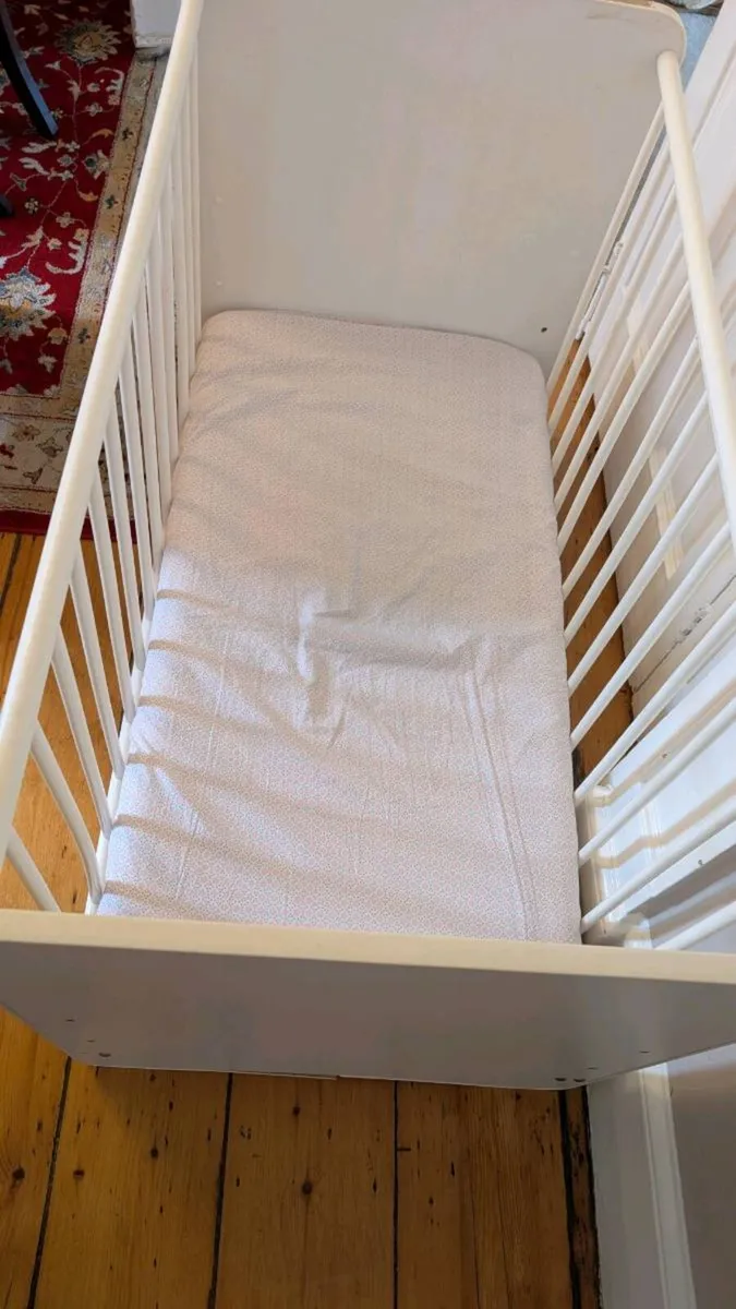 Crib/ toddler bed - Image 2