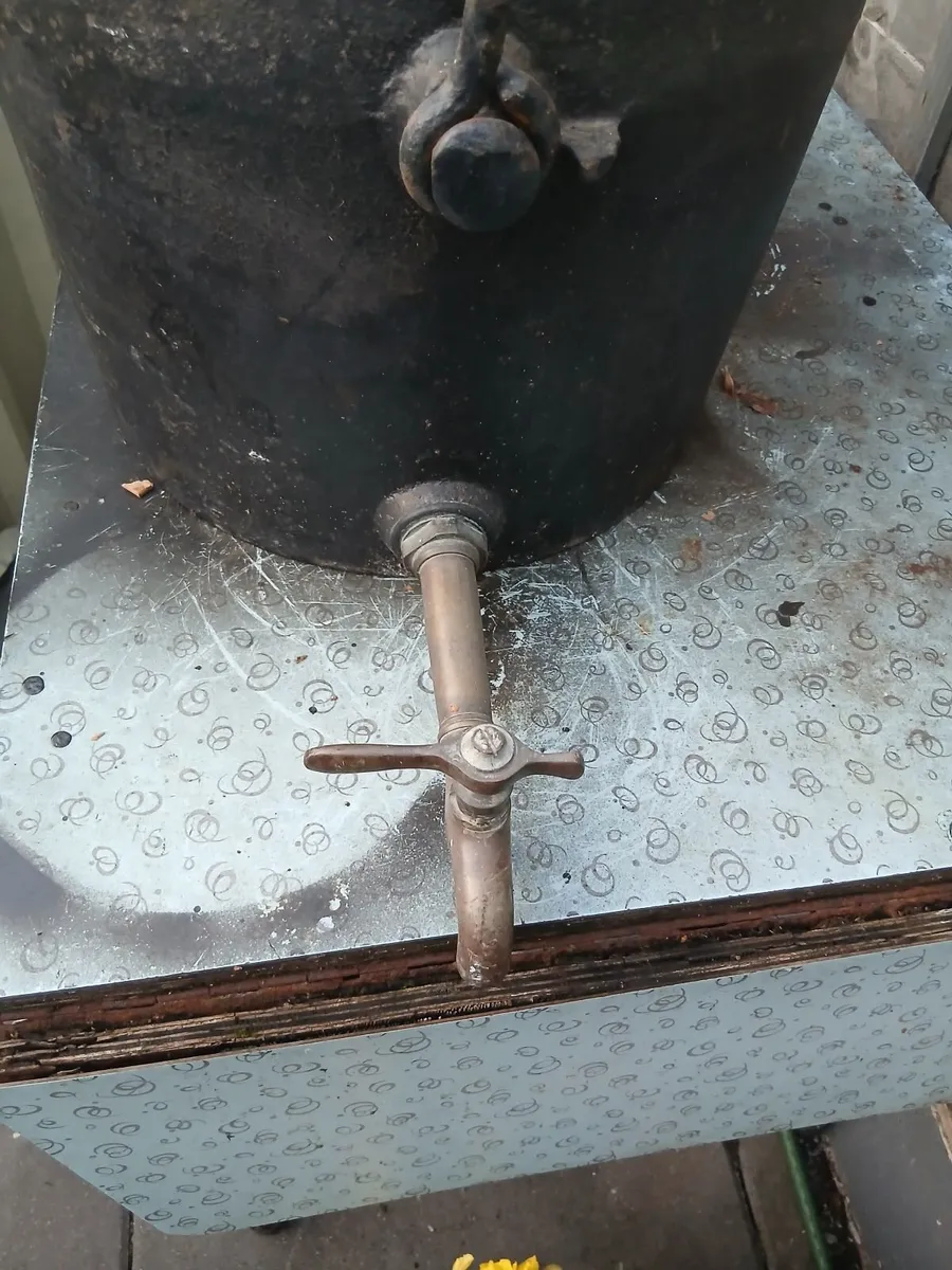 Antique cast iron kettle/ water boiler - Image 3