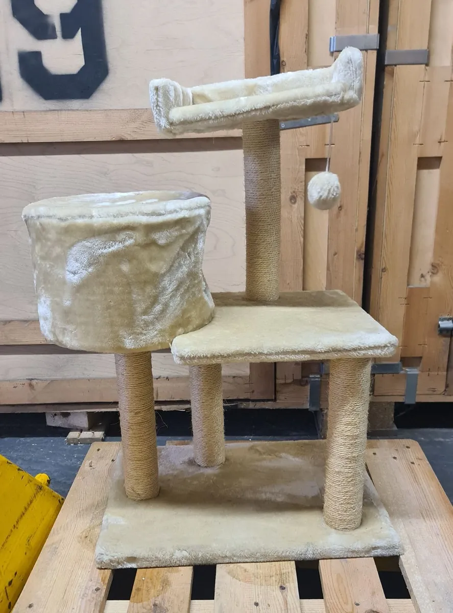 Cat Tree / Scratching Post with Condo and Bed - Image 2