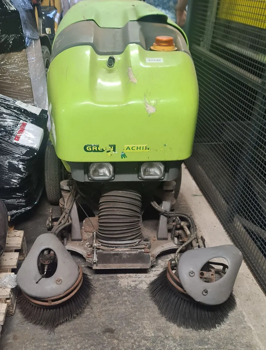 Professional Sweeper Green Machines 414S2D - Image 2