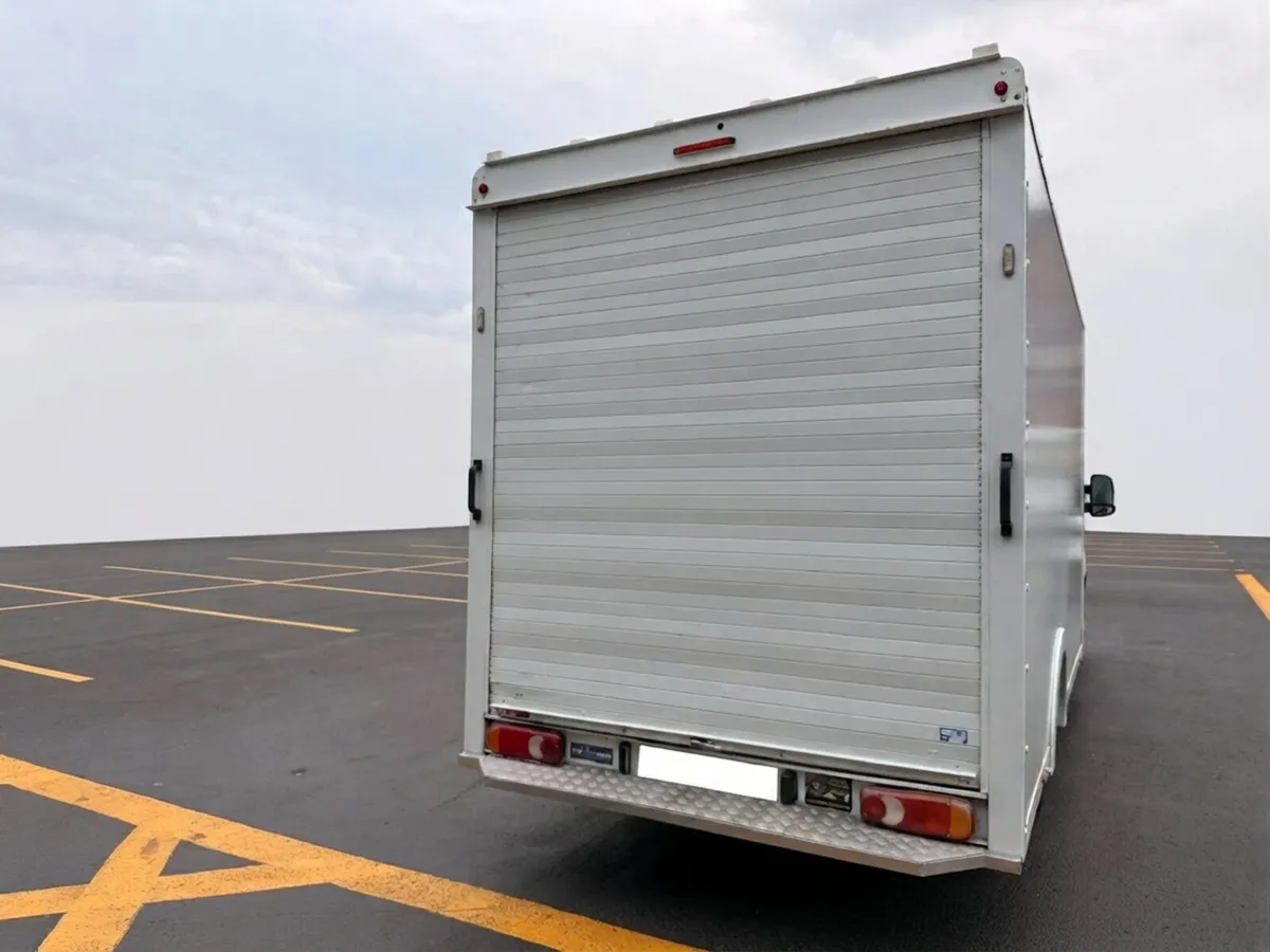 2021 Vauxhall Movano Luton Low Loader Van - Image 3