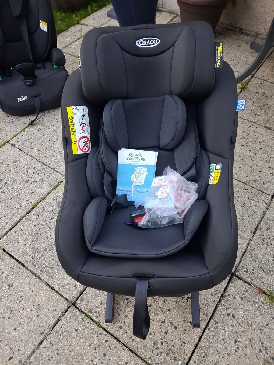 Graco  Turn2Me Car Seat - Image 1