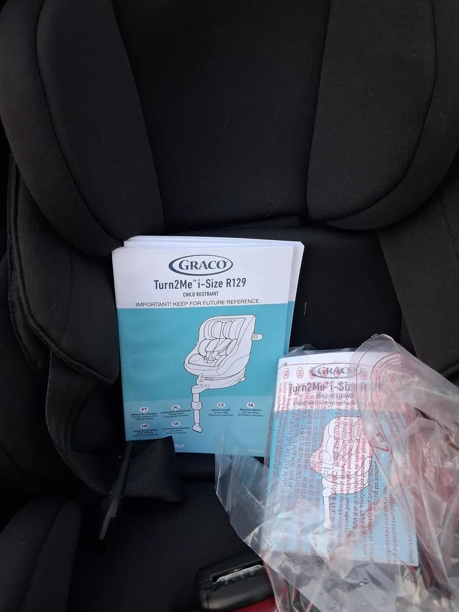 Graco  Turn2Me Car Seat - Image 4