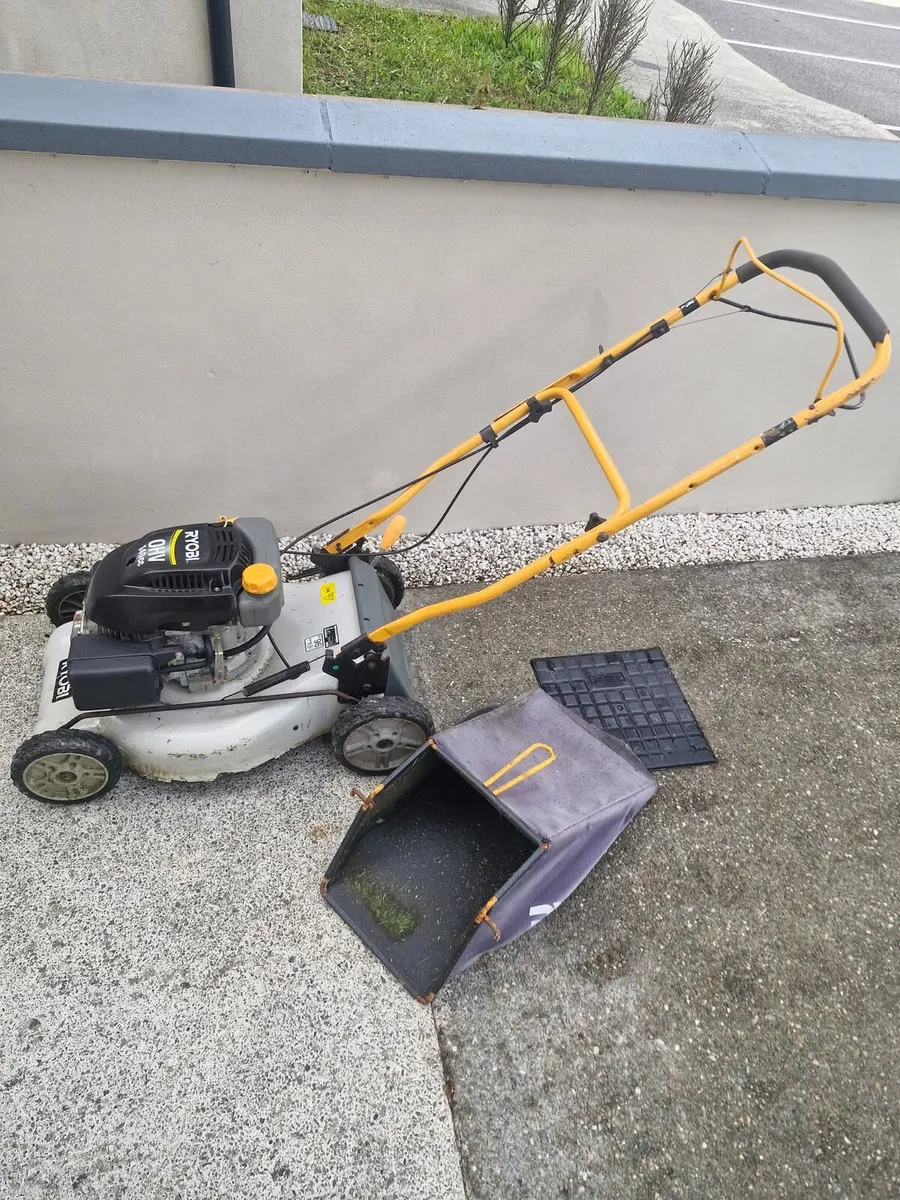 Lawnmower for sale