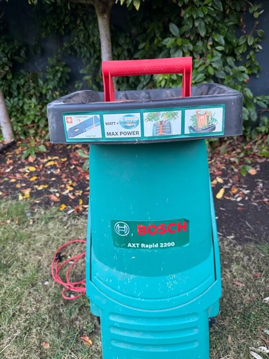 garden mulcher Bosch AXT 2200 - Image 1