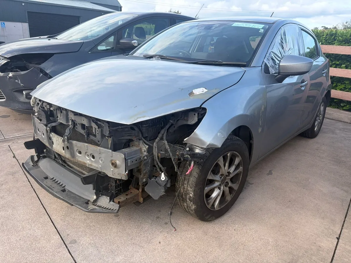 152 Mazda 2 - Image 3