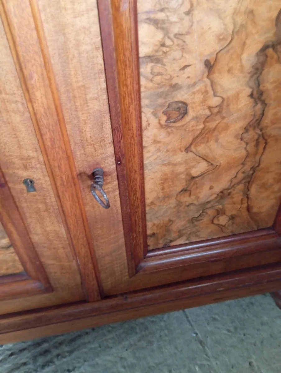 Antique walnut cabinet - Image 3