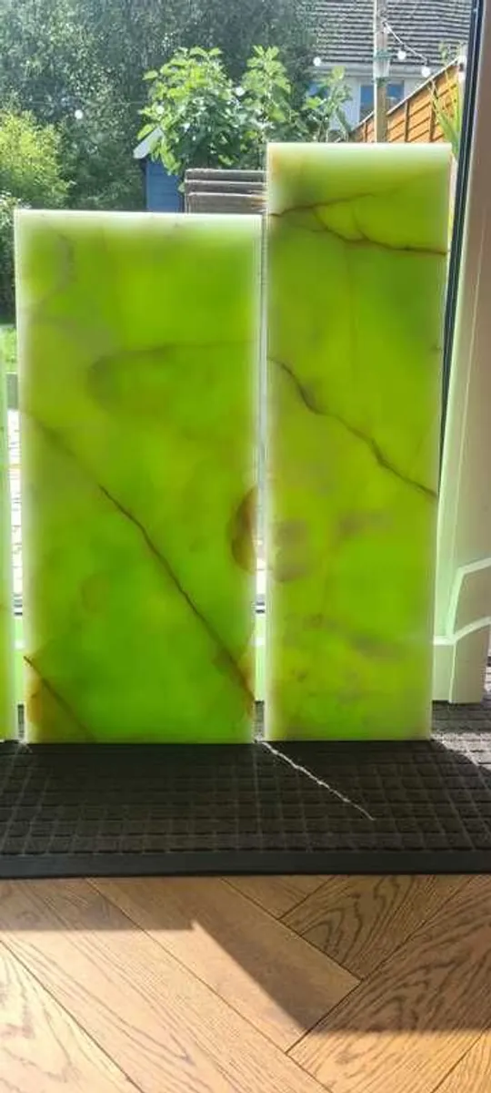 Natural Green Onyx tiles - Image 2