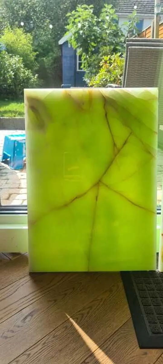 Natural Green Onyx tiles - Image 3