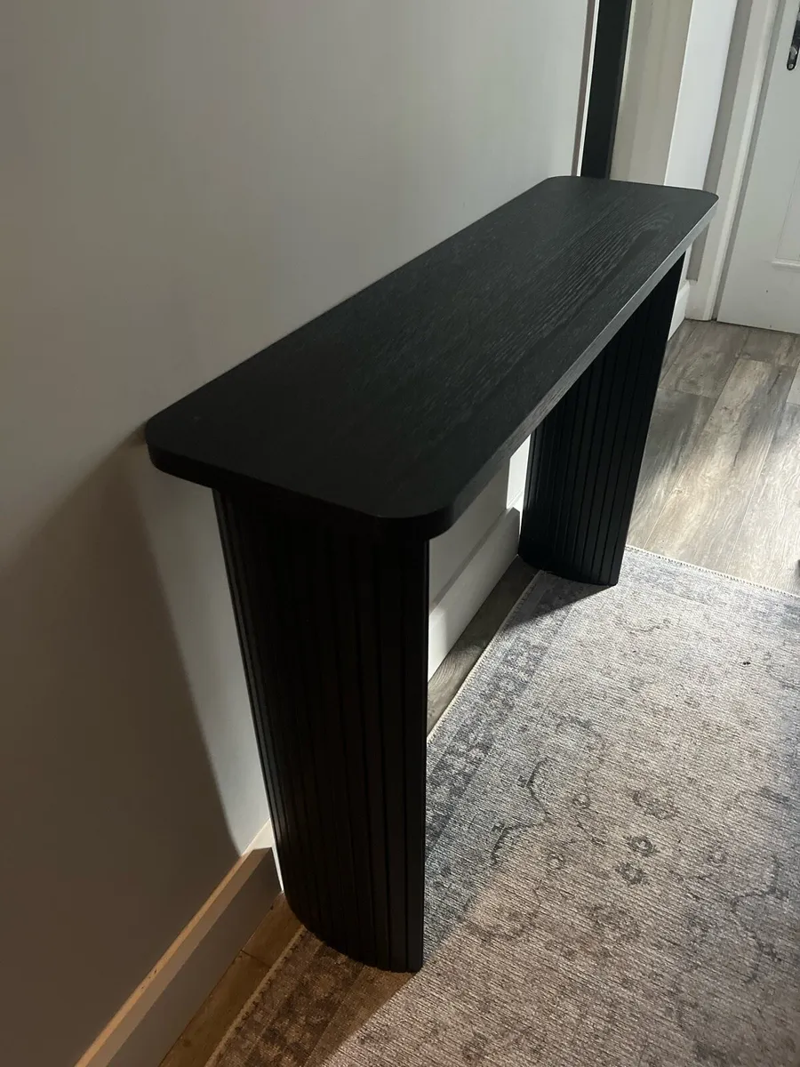 Black wood console table - Image 1