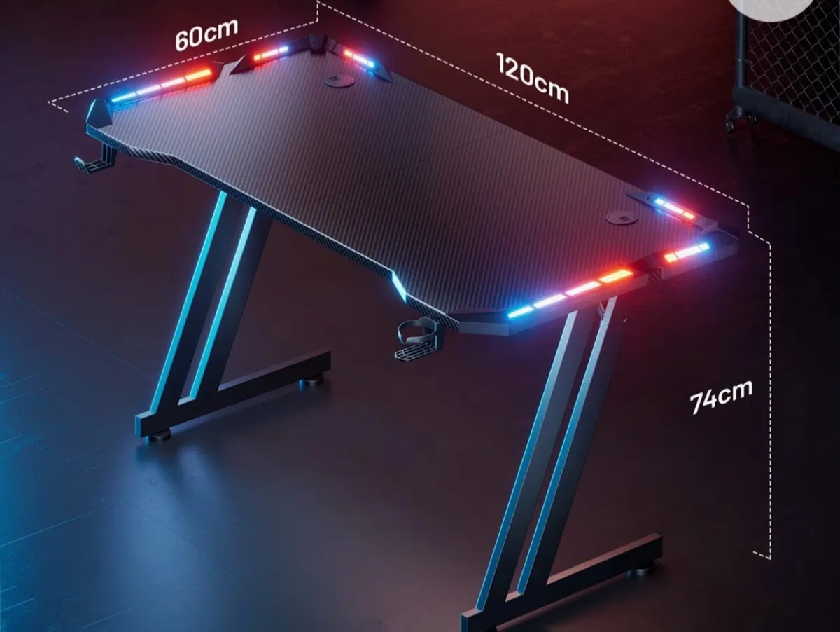 Gaming desk with gaming chair - Image 2