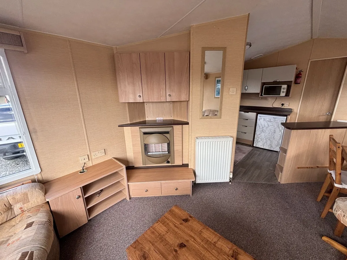 37x12 Willerby 3bed, D/G & C/H, Free Delivery. - Image 4