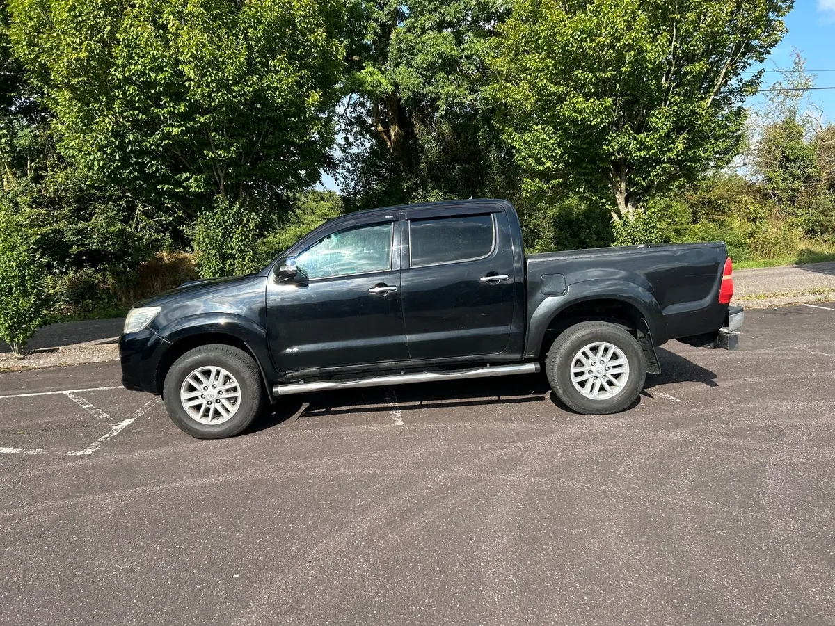 12 Toyota hilux taxed tested - Image 2