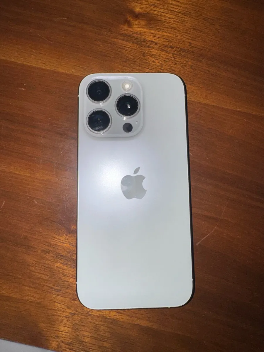 iPhone 15 Pro