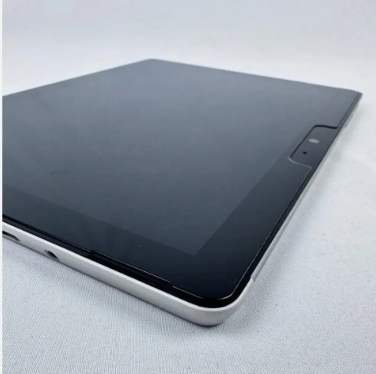 Microsoft Surface Go 10" Tablet 8GB LTE SIM Slot - Image 2