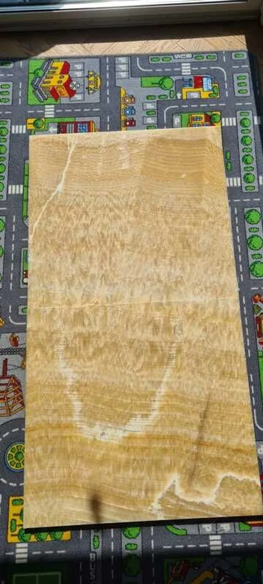 Amber Natural Onyx tiles - Image 3